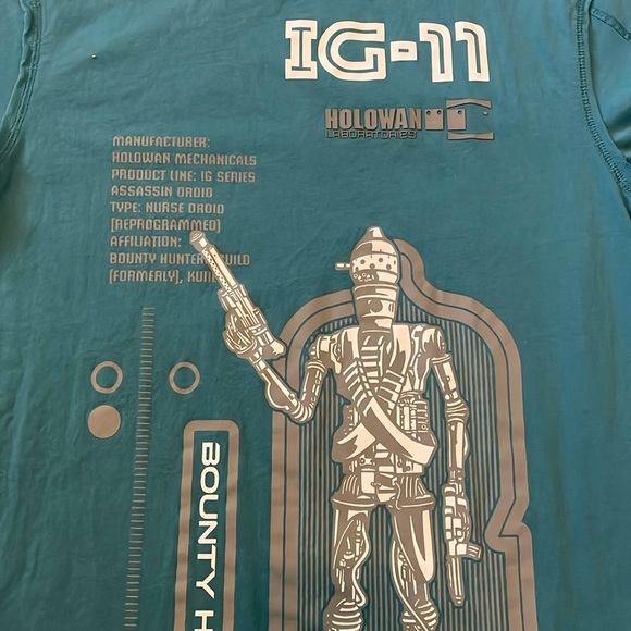 Star Wars Galaxy’s Edge droid shirt - Picture 2 of 4